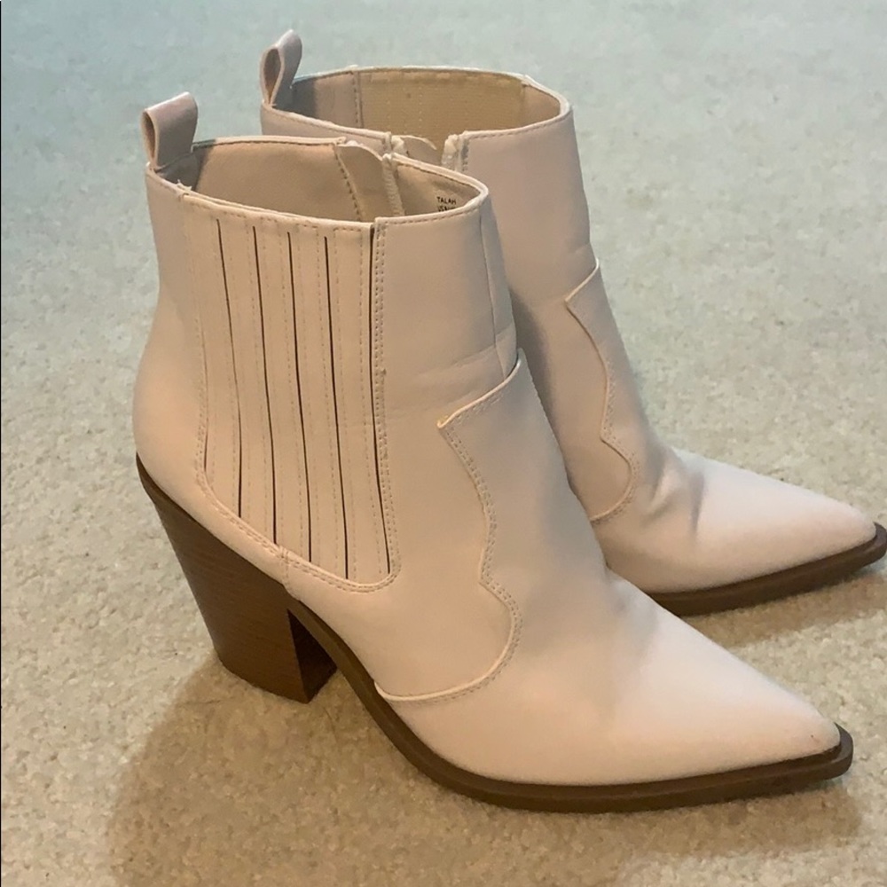 White cowgirl booties